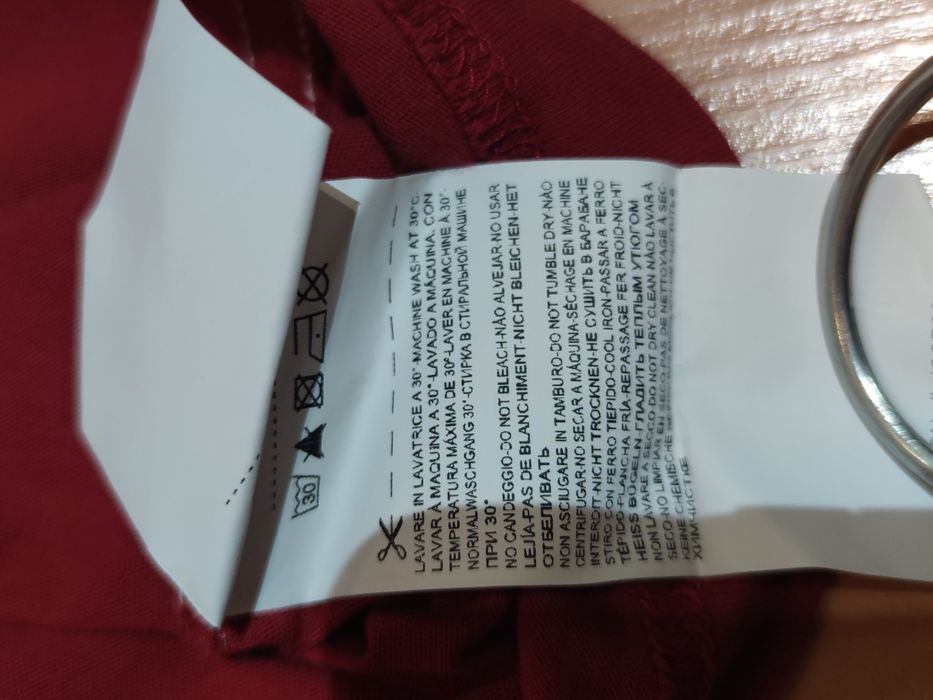 Koszulka damska firmy Armani Jeans