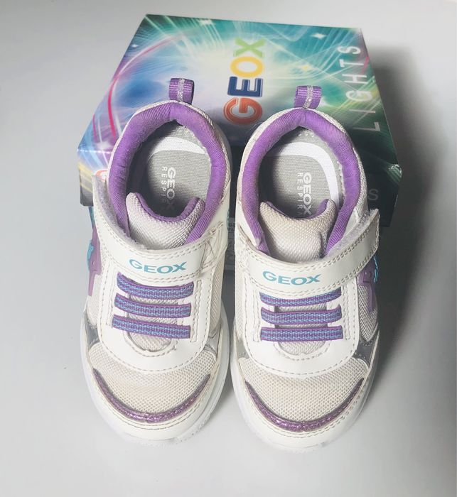Geox Lights buty sportowe białe na rzepy 23