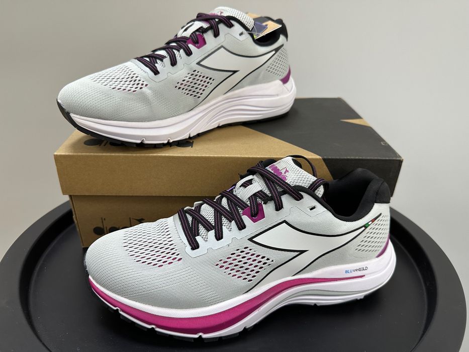 Diadora Mythos Blushield 7 оригінальні жіночі кросівки
