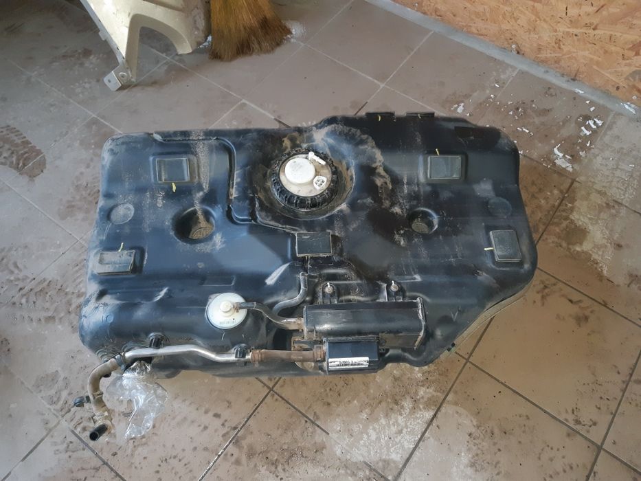 Бензонасос взборі,колба,модуль бака топлевний Киа Cerato 2004-2009.