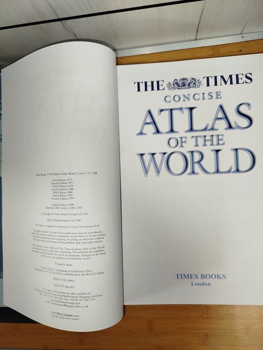 Атлас мира. Atlas of the world. Eighth Edition 2000: 2 082 грн