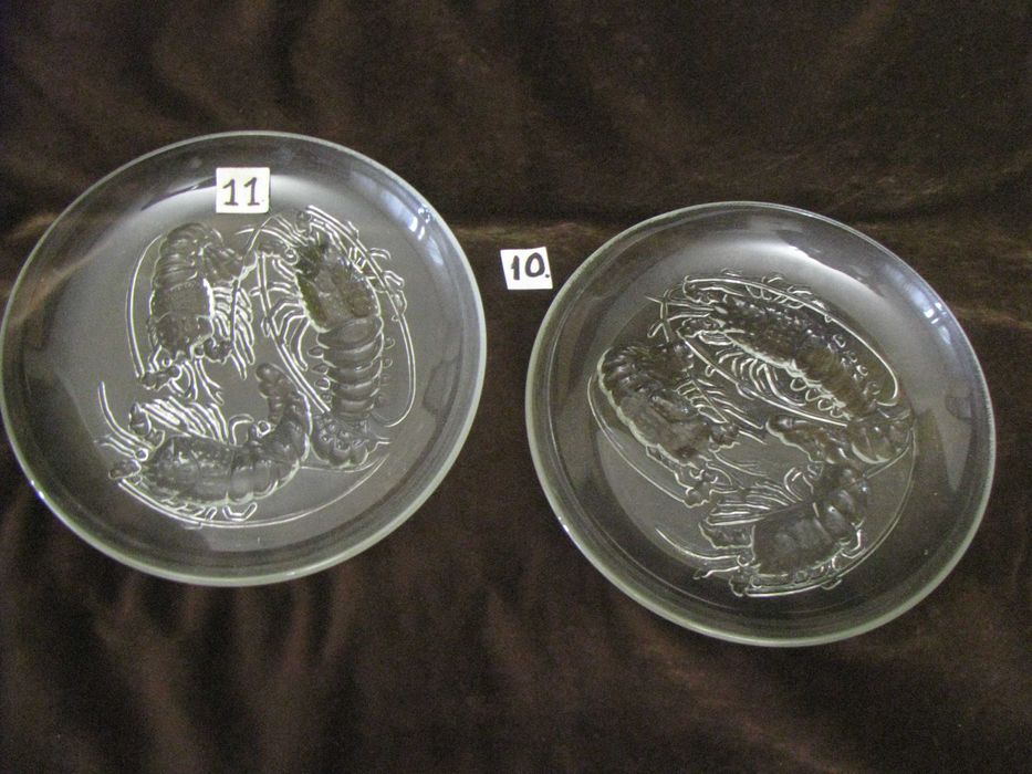 Старый антикварный предмет.