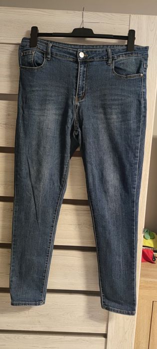Spodnie jeansowe damskie rozmiar 44-46