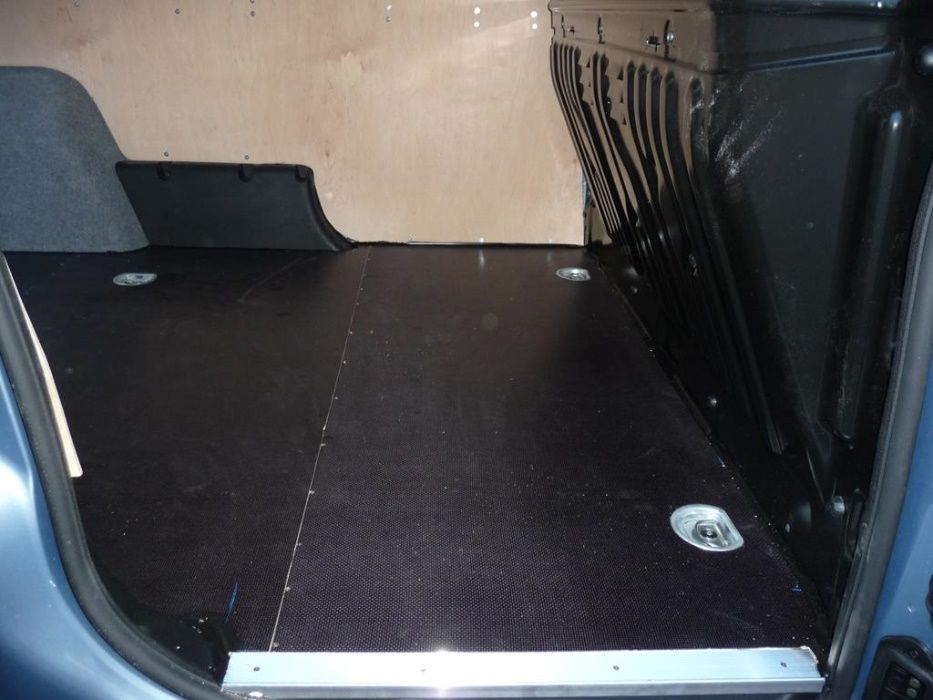 Fiat Doblo L2H1 obicie części ładunkowej