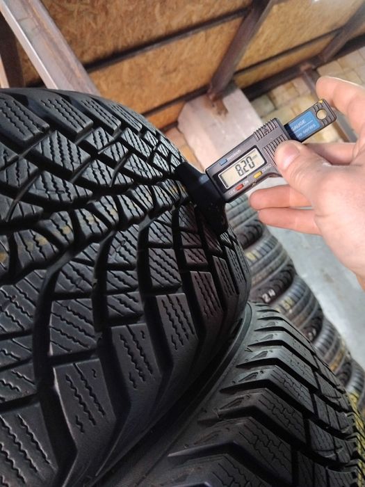 Шини бу 215/50 R17 Kumho WinterCraft WP71 Комплект Зима