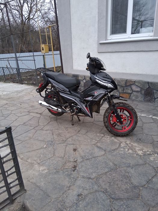 Мотоцикл SP125C-4H