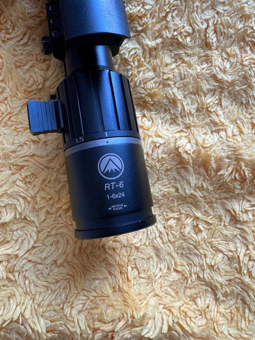 Оптичний приціл, коліматорний приціл , кріплення Burris