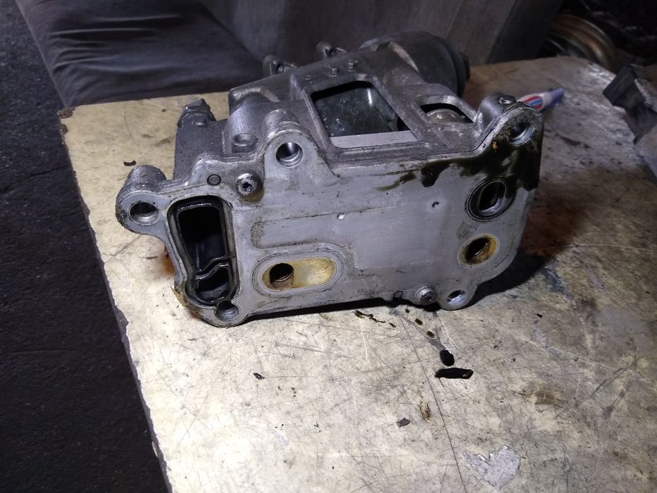 Podstawa filtra oleju chłodniczka 2.0d N47 BMW E60 E61 e87 E90 E91 ory