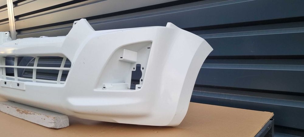 ISUZU D-MAX LIFT 2015- Zderzak przód oryginał A405