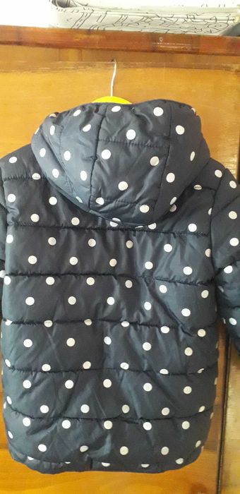 Дитяча куртка на дівчинку