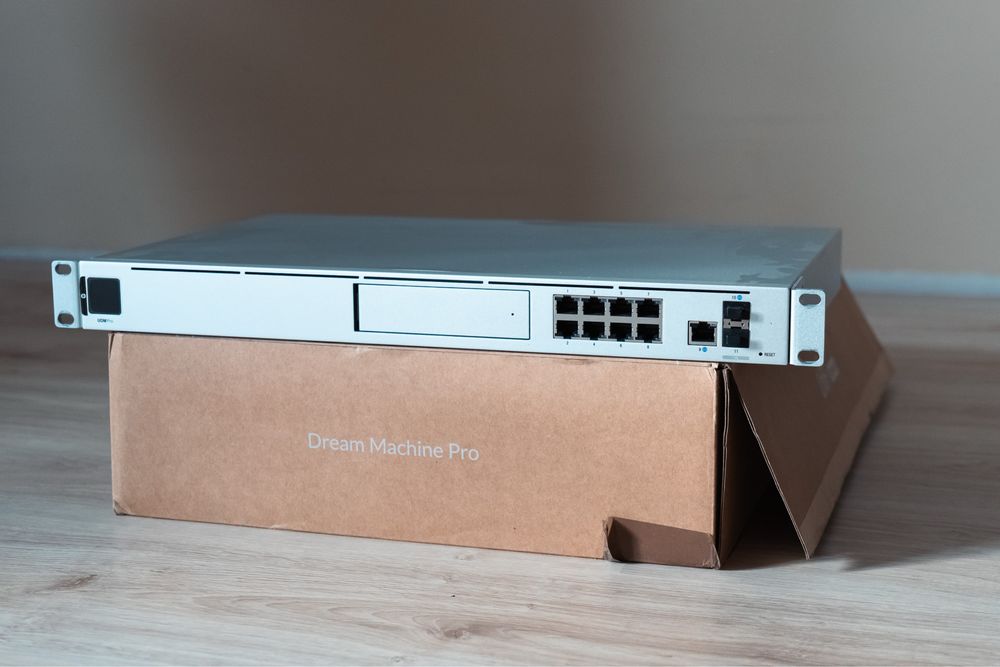 Router Ubiquiti UniFi Dream Machine Pro (UDM-PRO)