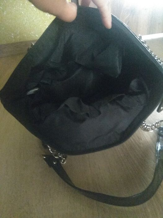 Nine West Skórzana torebka na ramię