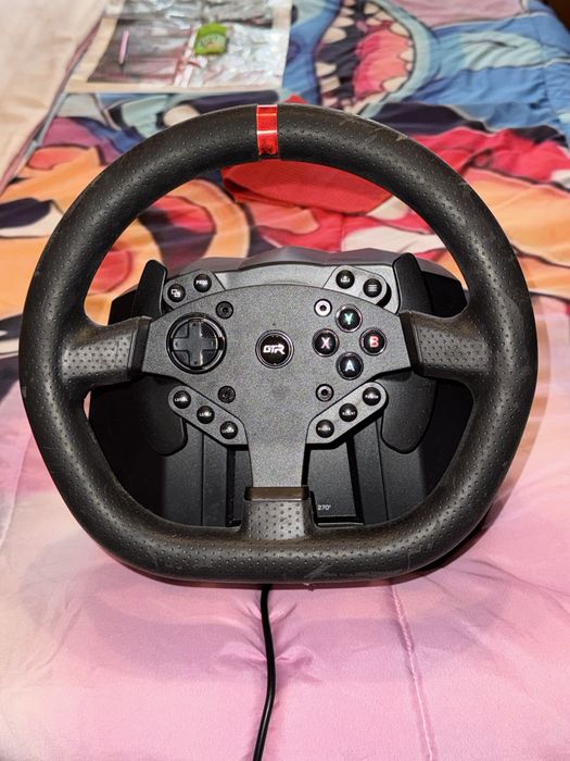 Volante com pedais e caixa de H shifter