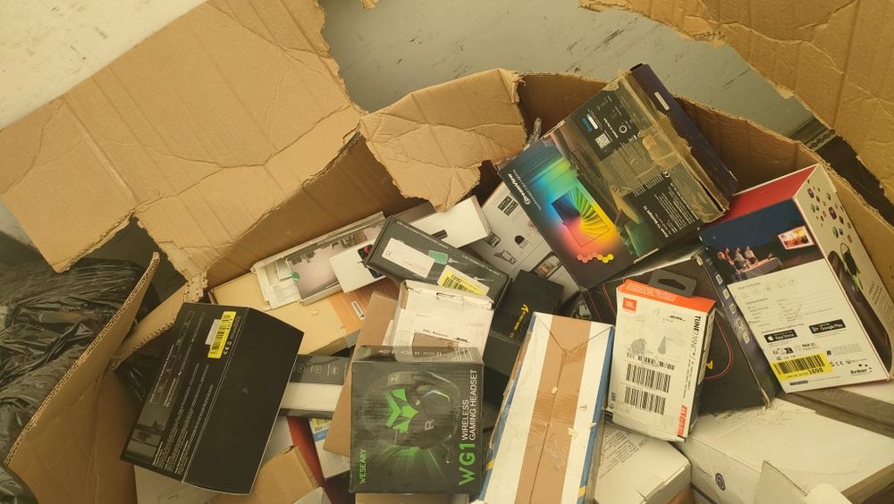 Palety Amazon Lodz LCJ4 mix zwrot utylizacja