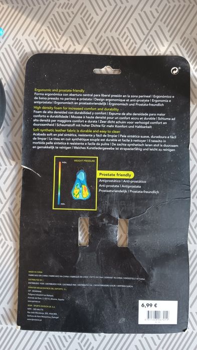 Capacete e assento confortável para ciclismo