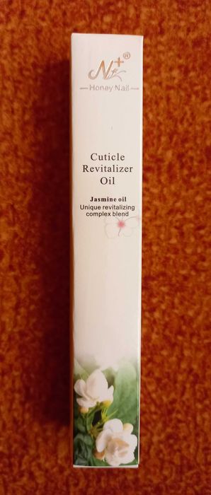 Revitalizer do paznokci i skórek