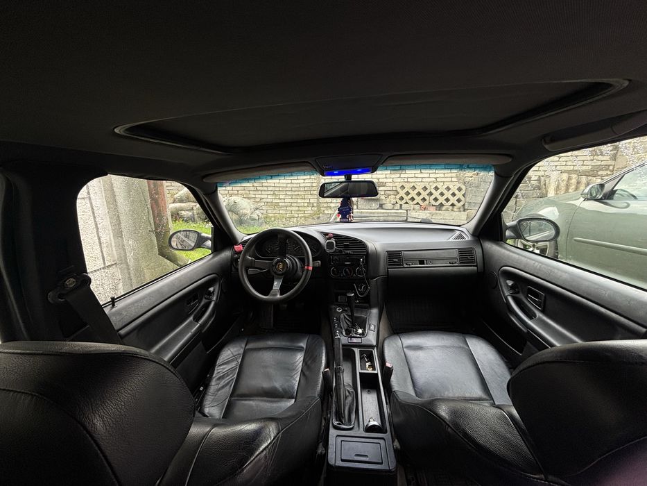 BMW E36 320i 1992r