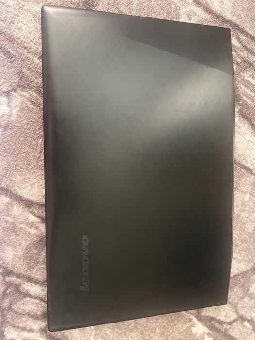 Игровой ноутбук Lenovo Y50-70
