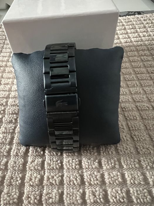 Продам годинник LACOSTE