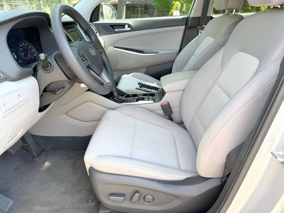 Hyundai Tucson      2016