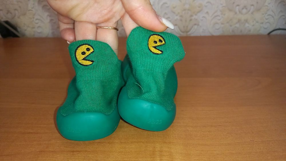 Носки с подошвой