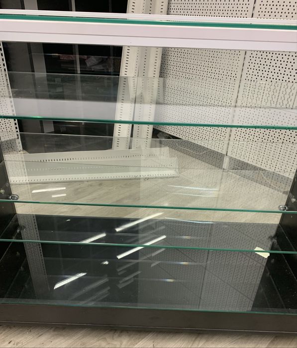 Черная Тумба из дсп со стеклом, на колесиках