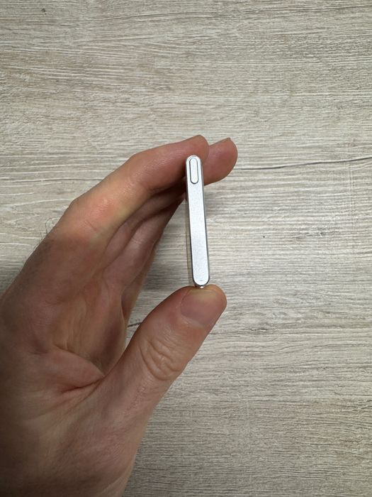 Apple iPod nano 7 16Gb silver mp3 плеєр