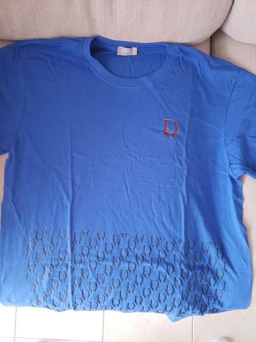 T-shirts homem L Givenchy e Dior NOVAS