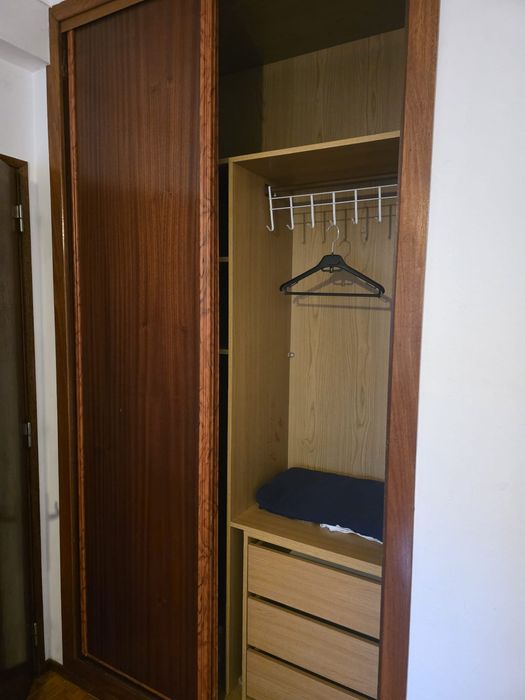 Quarto individual para estudante.