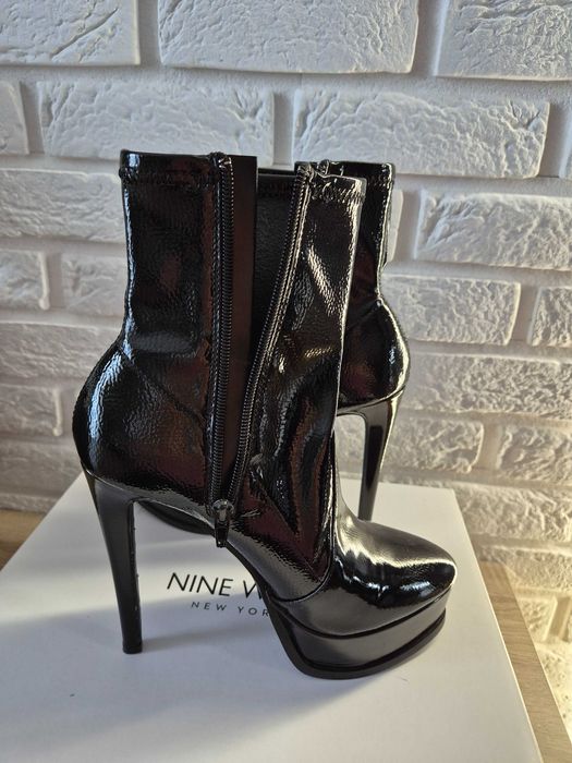 Czarne botki na szpilce NINE WEST