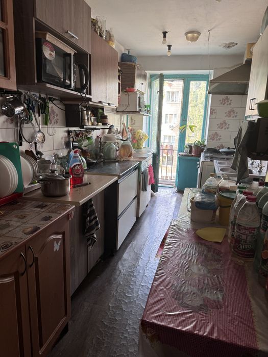 Продається кімната в гуртожитку