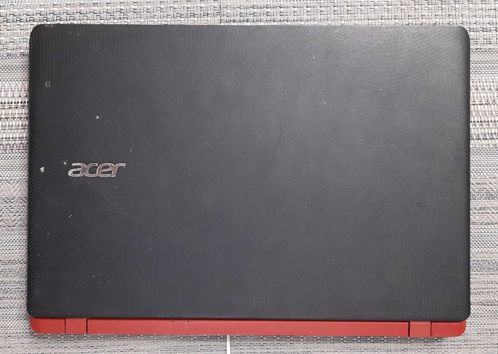 Laptop Acer ES1-332 series (obudowa, ekran, pamięć, bateria)
