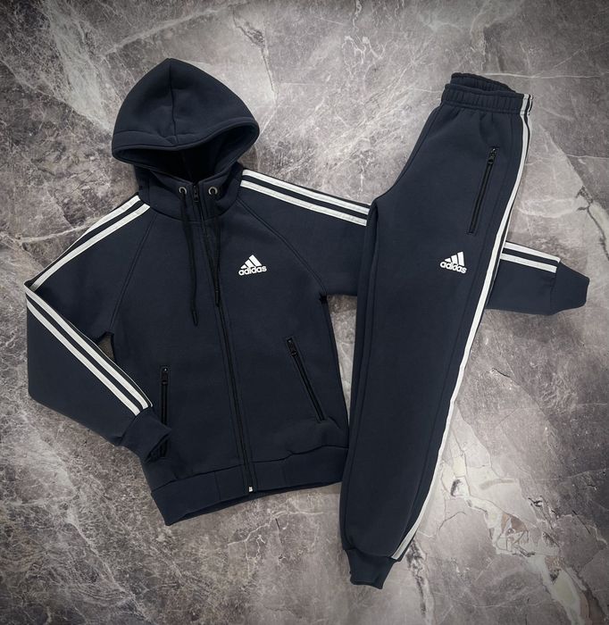 Теплі костюми для хлопців, підлітків,дівчат Adidas 140,146,152,158,164