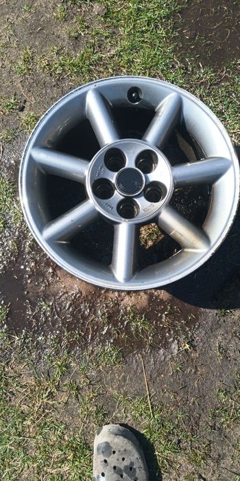 Колеса,Титани r16