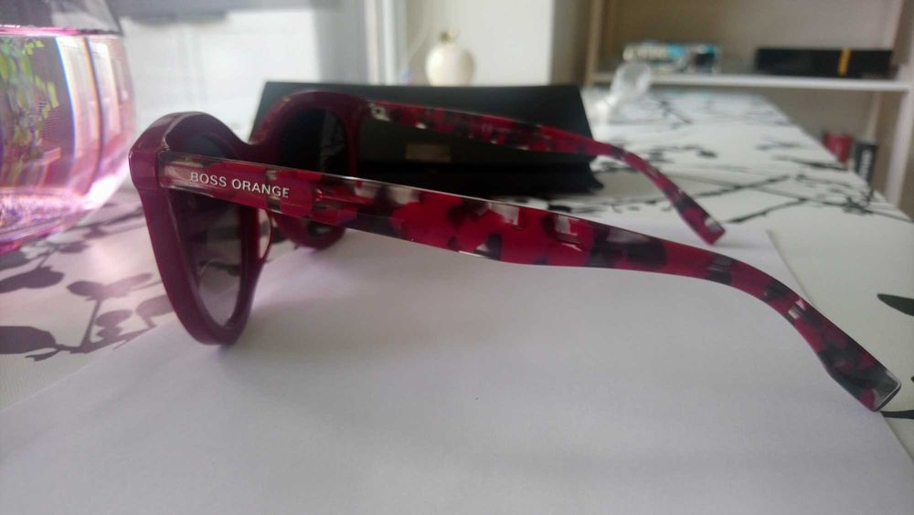 Okulary Przeciwsłoneczne BOSS 0310/S - stan idealny (damskie)