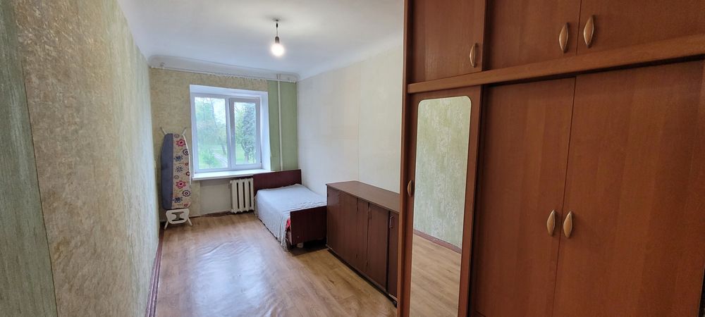 2х квартира 2 поверх, Соцмісто.