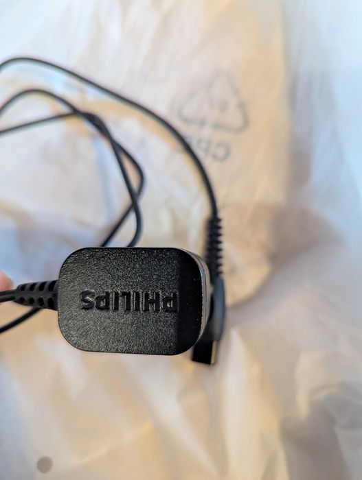 Philips адаптер 8V HQ850 до QP2630, QP2530, HQ912 HQ914 HQ915.
