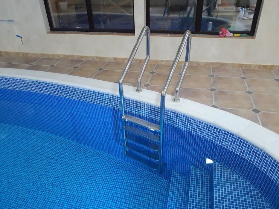 Лестницы в бассейн, поручни, перила с нержавейки, нержавеющей стали