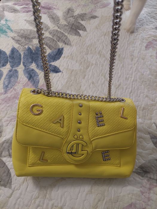 Mala Gaëlle amarela