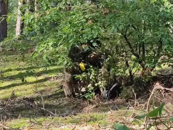 Viper hood, ghille suit