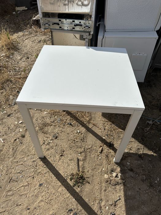 Mesas e cadeiras para restaurançao