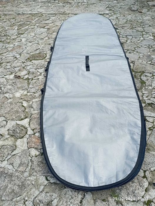 Kit  windsurf com prancha Neilpryde RS One 209 L, com patilhão