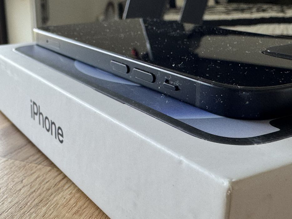 iPhone 12 64GB – Bom estado | Caixa + cabo