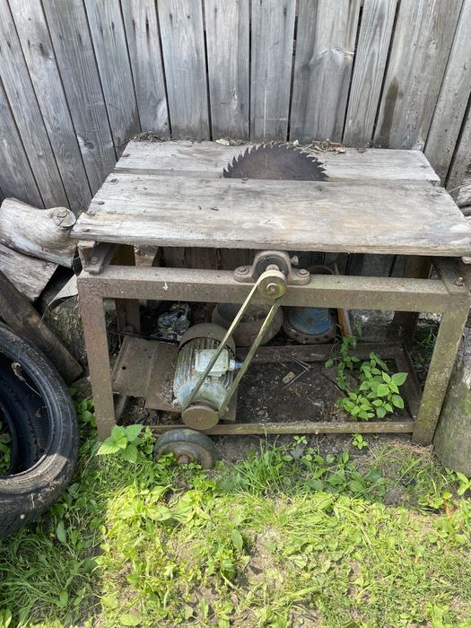 Продам циркулярну пилу