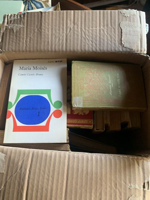 Livros antigos vários