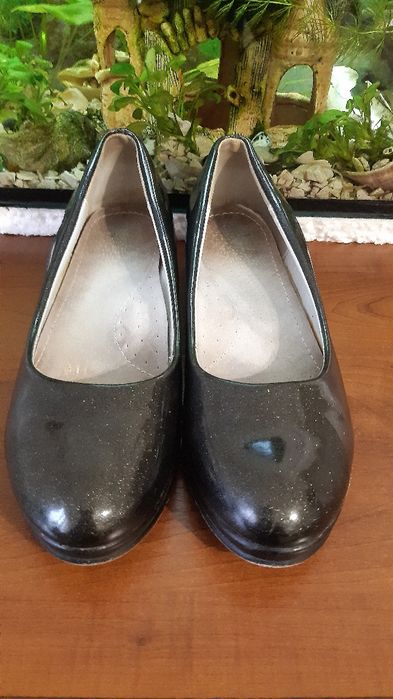 Туфли девочке 35-36р