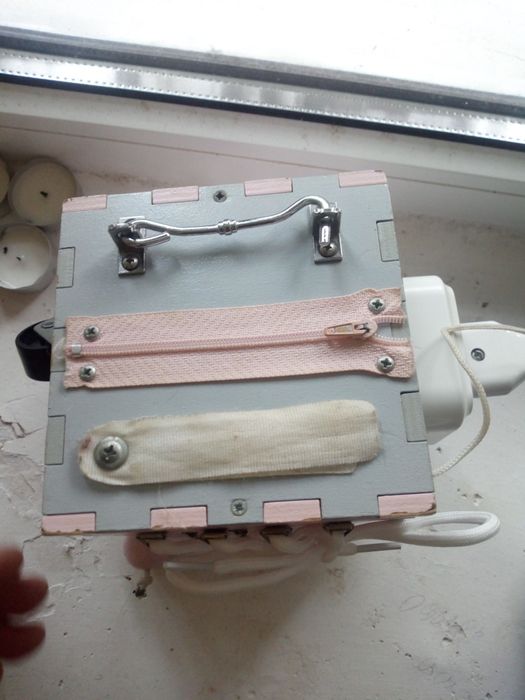 Бізікуб дитячий іграшка