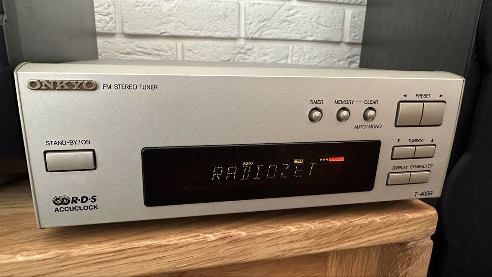 Tuner radiowy ONKYO  T-405R
