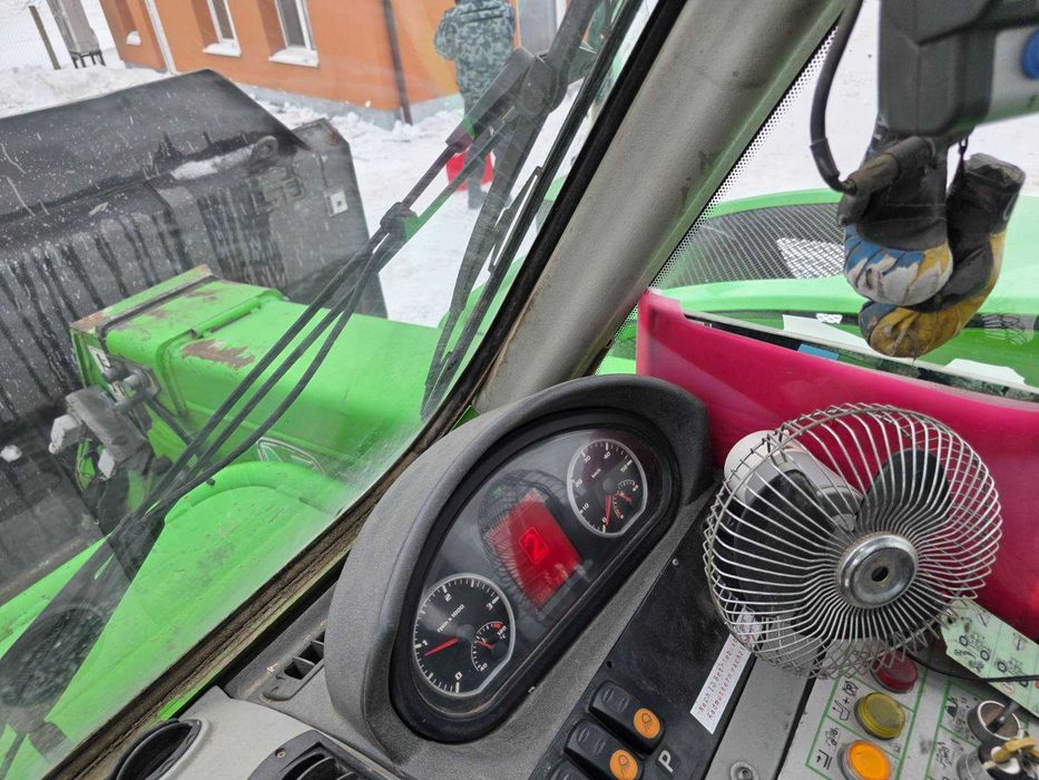 Навантажувач телескопічний Merlo P34.7 PLUS