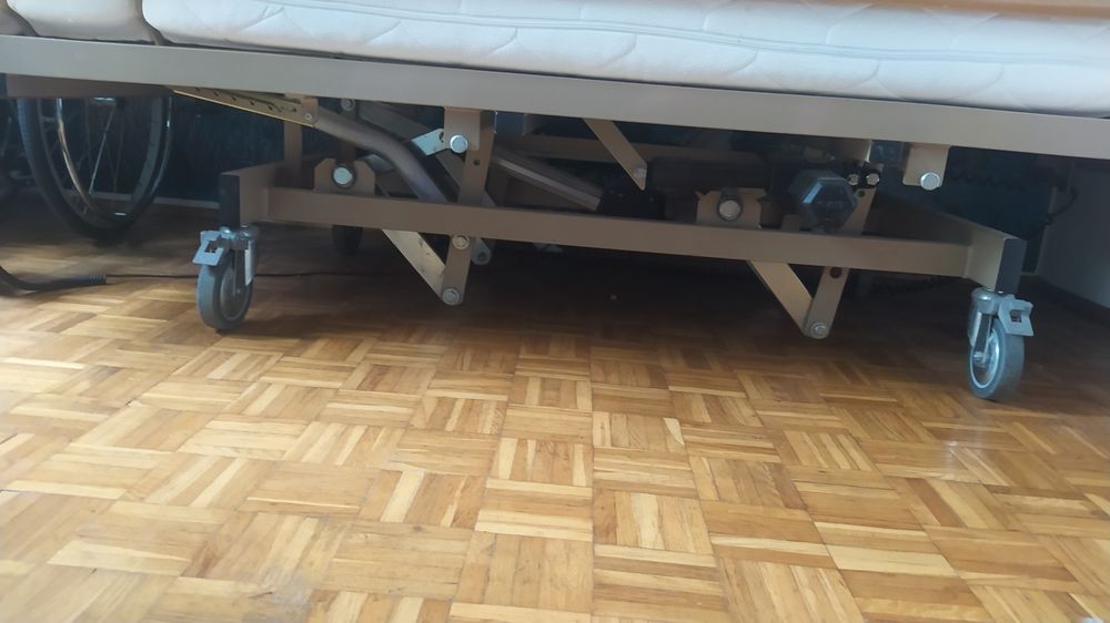 Łóżko rehabilitacyjne z materacem 90x200